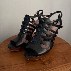 Tahari Black Strappy Heeled Sandals - Like new condition!